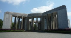 Bastogne: Mardassone Memorial